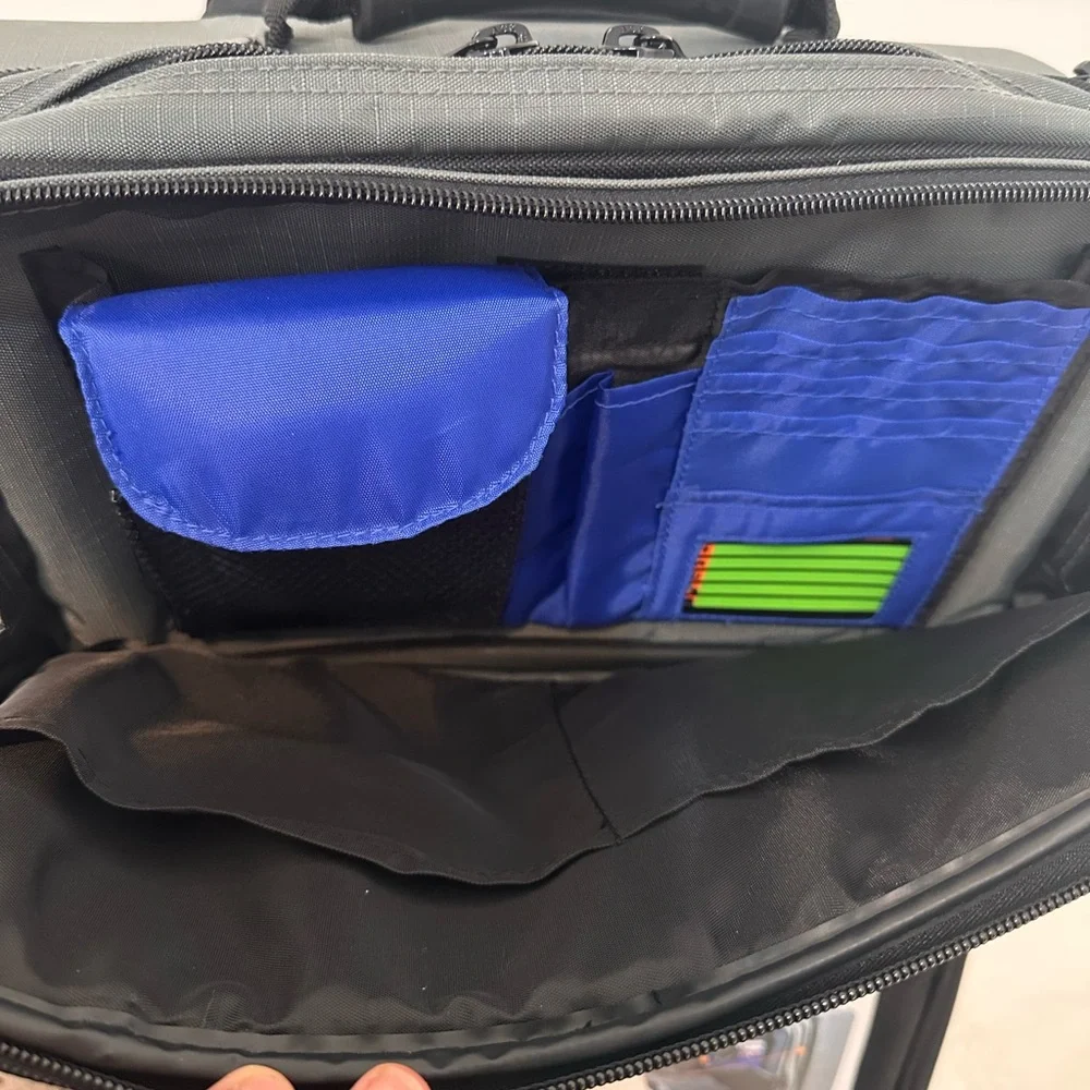 LUCAS Black and Gray Wheeling suitcase carry on